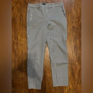 Adrianna Papell Women’s Size 8 Checkered Black and White Pants